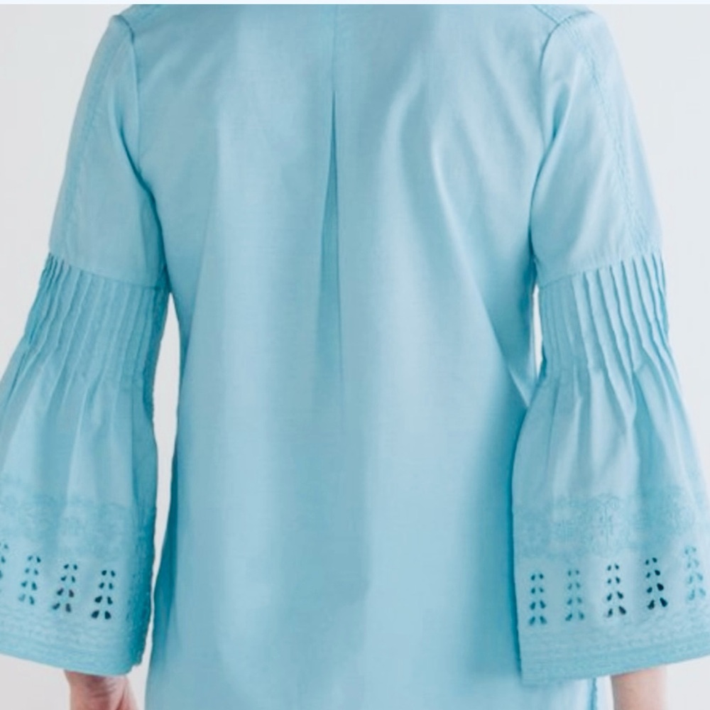 Soft Surroundings Heloise Eyelet Sleeve Blue Tunic Size L - Picture 3 of 13